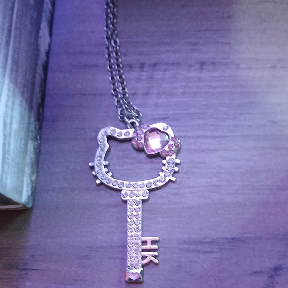 Hello Kitty Silver Key Necklace with Pink Gem - Picture 1 of 3